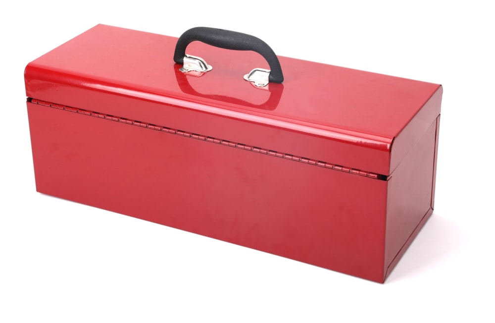 Portable Metal Hip Roof Tool Box with Removable Tray, 19-in, Red